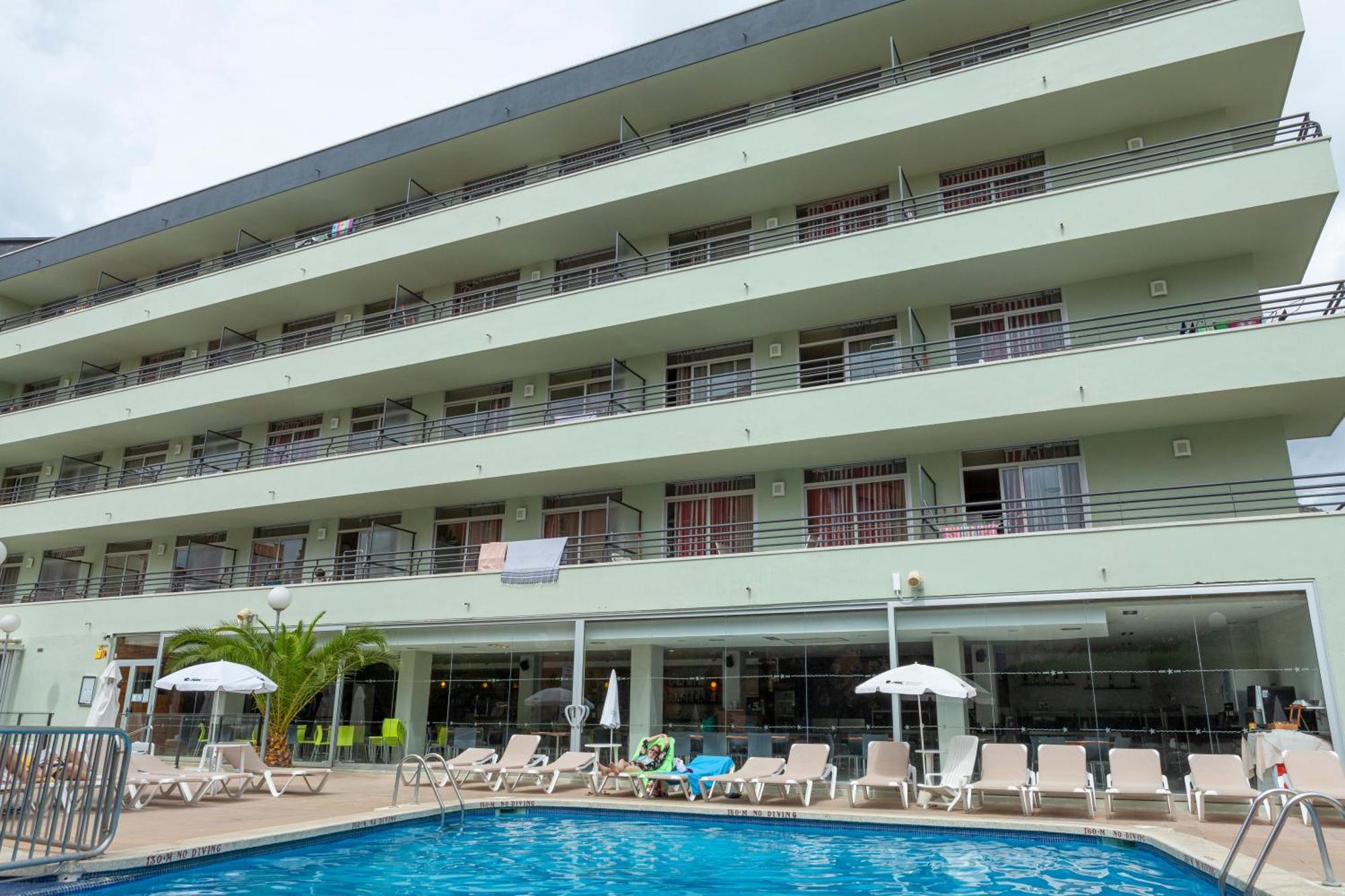 Medplaya Aparthotel Esmeraldas Tossa de Mar Exterior photo